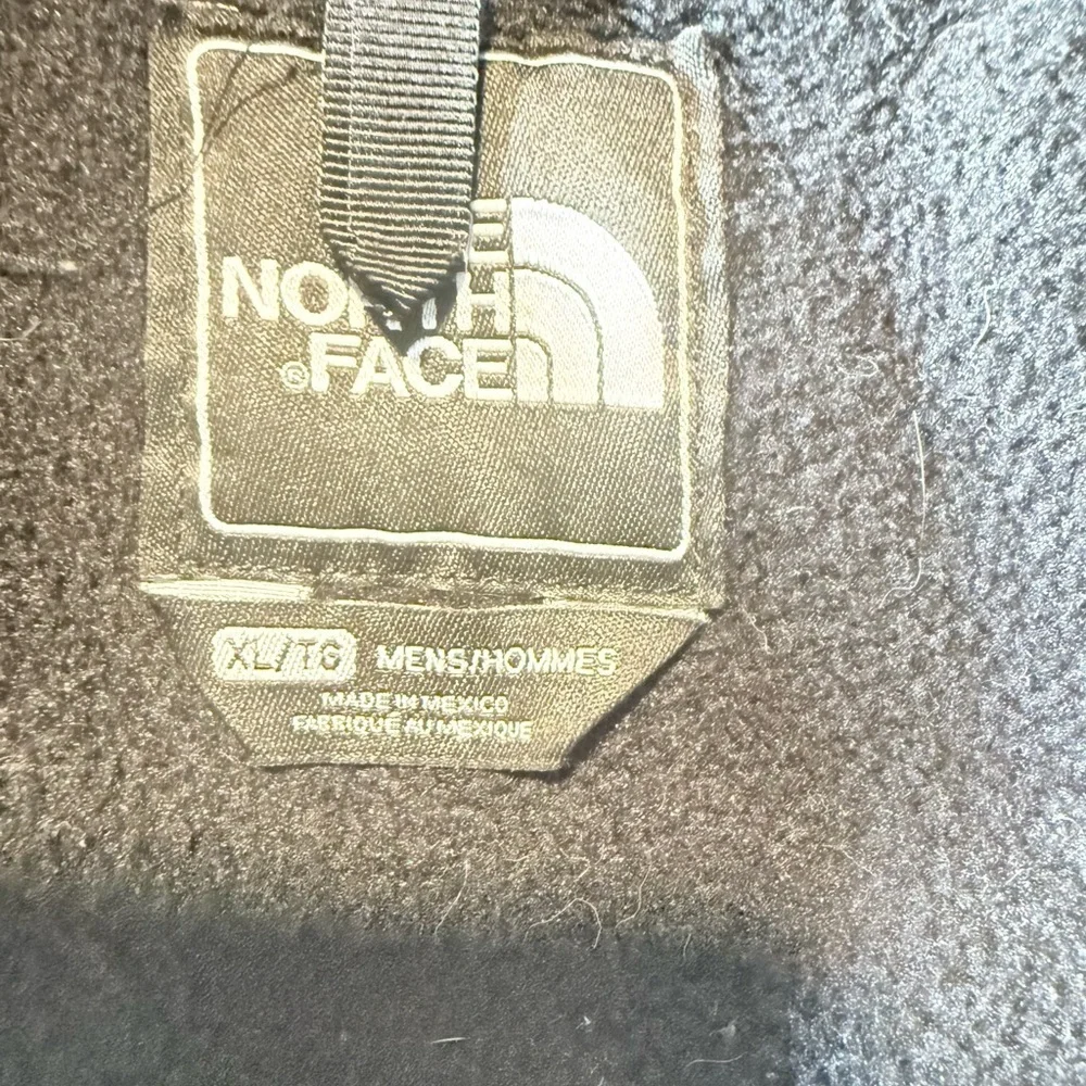 The North Face Men's Black Performance Jacket